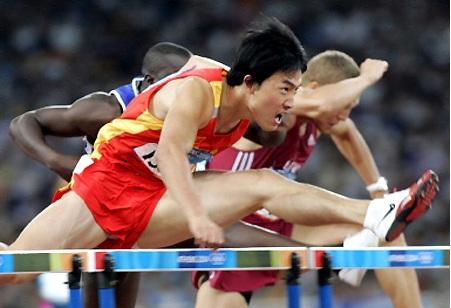 劉翔退役：感謝那些與“飛人”一起走過(guò)的日子—巴德士漆