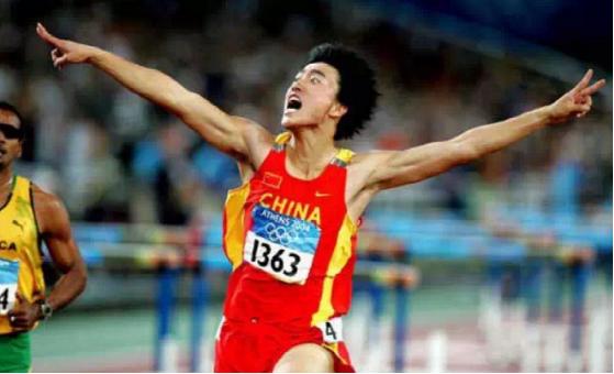 劉翔退役：感謝那些與“飛人”一起走過(guò)的日子—巴德士漆