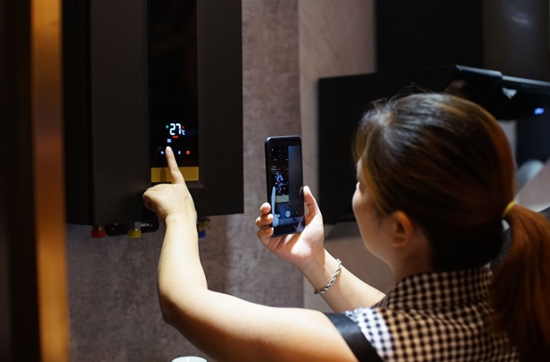 榮事達廚衛電器：榮曜，獻給時代的榮者！