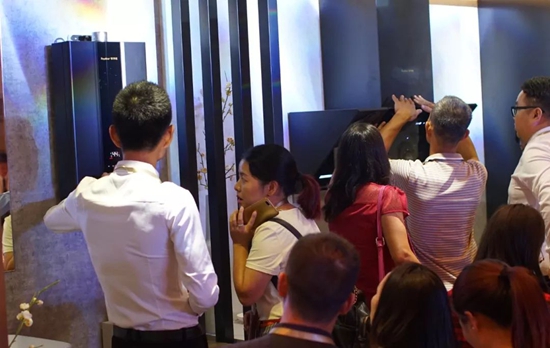 榮事達廚衛電器：榮曜，獻給時代的榮者！