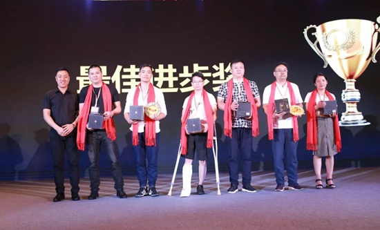 榮事達廚衛電器：榮曜，獻給時代的榮者！