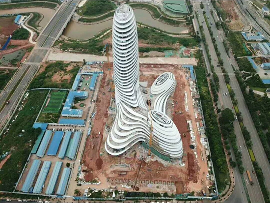 青龍防水承接的這座大樓火了 造型爭議不斷