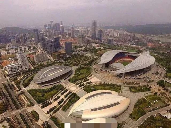 青龍防水承接的這座大樓火了 造型爭議不斷