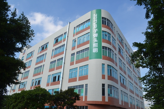 子彈頭照明:榮譽雙降,實至名歸