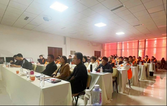 臻啟2024丨安晨門窗2024戰略發布暨產品發布會啟幕